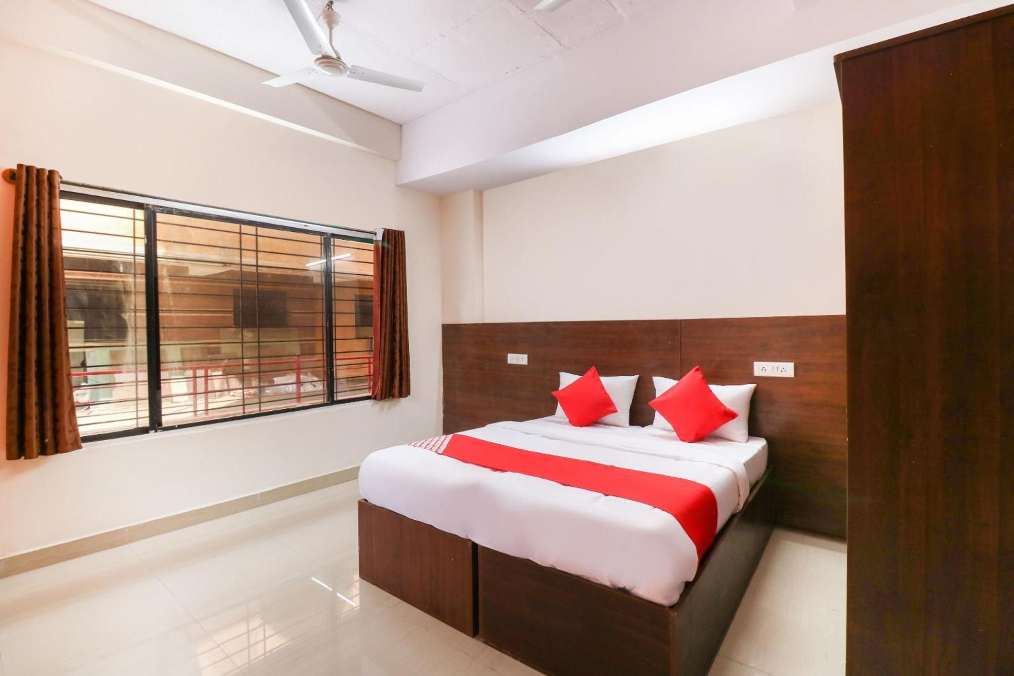 Hotel O The Royal International Hotel Bangalore Bagian luar foto