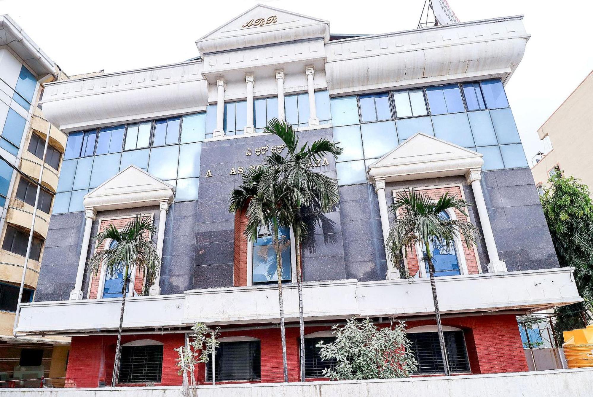 Hotel O The Royal International Hotel Bangalore Bagian luar foto