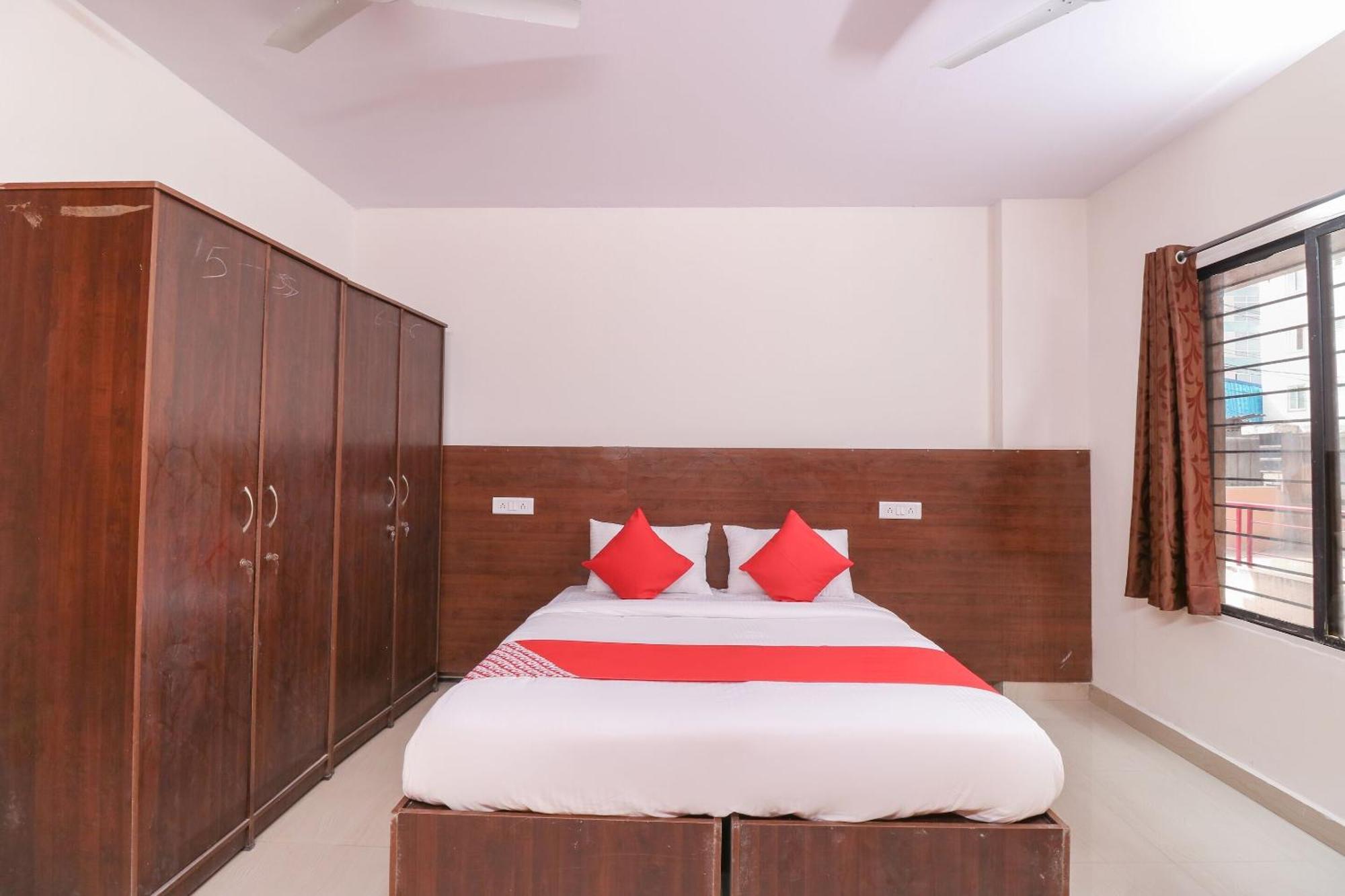 Hotel O The Royal International Hotel Bangalore Bagian luar foto