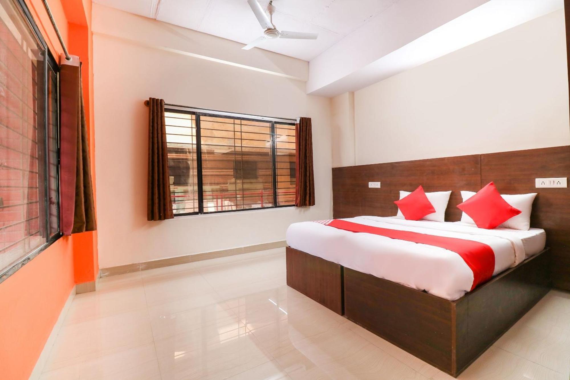 Hotel O The Royal International Hotel Bangalore Bagian luar foto